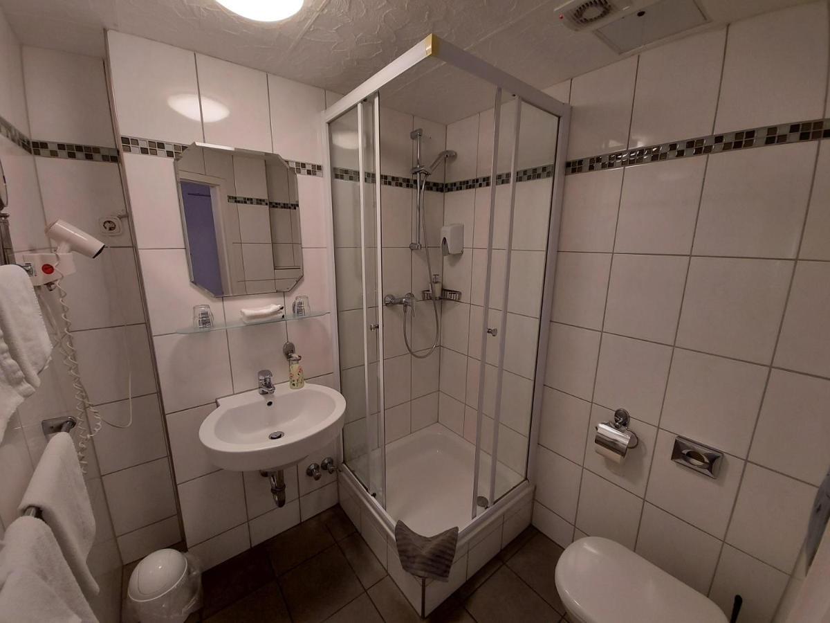 Hotel Mueller Koeln Bagian luar foto